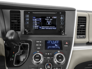 2015 Toyota SIENNA XLE PREM FWD 8 PSGR